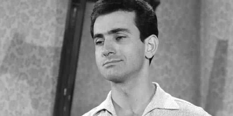 Πέθανε ο Στέφανος Ληναίος