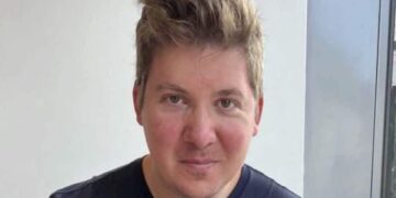 Alldaynews.gr Τέσσερις μήνες από την εξαφάνιση του γιατρού Αλέξη Τσικόπουλου στην Κρήτη