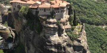 Μετέωρα: Σοκαριστικό βίντεο από τη στιγμή της μοιραίας πτώσης της 65χρονης