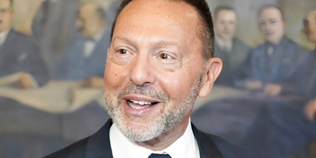 Γιάννης Στουρνάρας