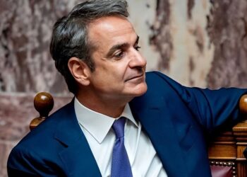 «Γελάω μαζί σας»: Η ατάκα Μητσοτάκη στη Βουλή που «πάγωσε» τον ΣΥΡΙΖΑ