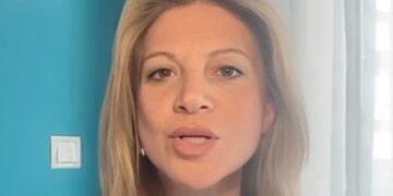 Μαρία Καρυστιανού κατά Κυριάκου Μητσοτάκη: «Πόσοι άλλοι Λαζαρίδηδες υπάρχουν;»