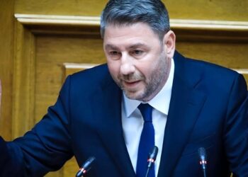 Ανδρουλάκης: «Ο πρωθυπουργός καταλαβαίνει ότι το λάδι στο καντήλι τελειώνει- Εάν ο λαός θέλει να φύγει η ΝΔ επιλογή είναι το ΠΑΣΟΚ»