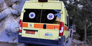 Πήγε στο νοσοκομείο με δύσπνοια και πυρετό, περίμενε στην ουρά και πέθανε