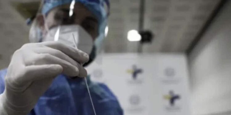 Σοβαρή προειδοποίηση για τα εμβóλια mRNA 5 χρόνια μετά τον κορονοϊó