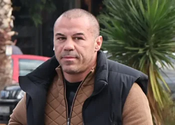 Μιχάλης Ζαμπίδης: «Με έβρισε κάποιος στο δρόμο και μόλις κατέβασα το παράθυρο, μου είπε καλημέρα αγόρι μου»