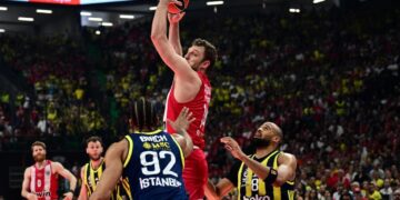 Ολυμπιακός – Φενέρμπαχτσε 79-61: «Πάτησε» τους Τούρκους στην Αθήνα και φουλάρει για το 4ο τρόπαιο στη Euroleague