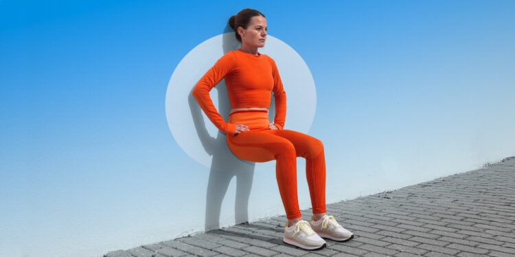7 απλές ασκήσεις Pilates για γραμμωμένα χέρια μετά τα 50