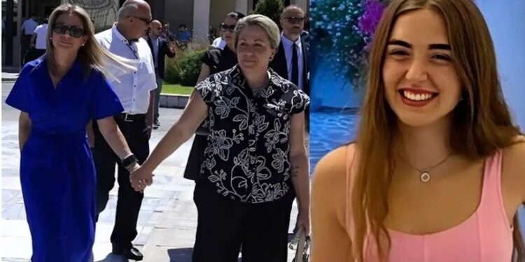 Όλοι μιλάνε σήμερα για τη μητέρα της Αναστασίας Παπαγγελή – Πήρε θέση υπέρ της Καρυστιανού και την αποθέωσε