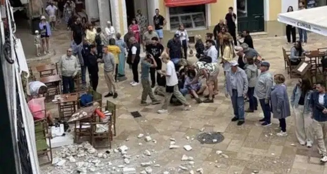 Ελληνίδες τουρίστριες τραυματίστηκαν από πτώση τμήματος μπαλκονιού στην πλατεία Νόβα της Σιουταδέγια στη Μινόρκα