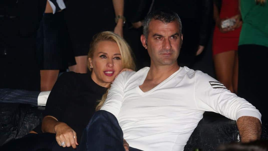 Γωγώ Μαστροκώστα: Πριν αφήσει τον ΟΦΗ ο Δέλλας γυρνούσε στην Αθήνα κάθε μέρα για να τη δει λίγες ώρες 1 gogo mastrokosta traianos dellas zevgari