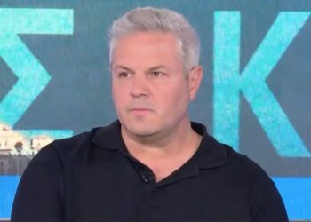 Συγκλονίζει ο πατέρας 16χρονης που έβαλε τέλος στη ζωή της: «Είχε ανάγκη να μιλήσει, να αισθανθεί καλά, να την αγκαλιάσουν»