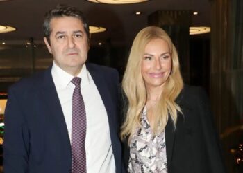 Μετά από 26 ημέρες στη ΜΕΘ, ο Γιώργος Μυλωνάκης βγήκε νικητής – Συγκλονίζει η Τίνα Μεσσαροπούλου: «Ο σύζυγός μου είναι μαχητής – Τίποτα δεν του χαρίστηκε»