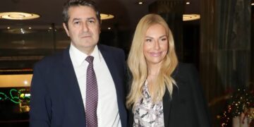 Μετά από 26 ημέρες στη ΜΕΘ, ο Γιώργος Μυλωνάκης βγήκε νικητής – Συγκλονίζει η Τίνα Μεσσαροπούλου: «Ο σύζυγός μου είναι μαχητής – Τίποτα δεν του χαρίστηκε»
