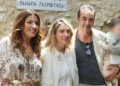 Πάνος Μουζουράκης & Μαριλού Κόζαρη: Βάφτισαν τον γιο τους με νονά την Έλενα Παπαρίζου