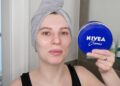 Γιατί όλοι βάζουν την μπλε Nivea στο πρόσωπο πριν τον ύπνο