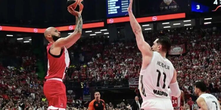 Ολυμπιακός – Ρεάλ Μαδρίτης 92-85: Ο Θρύλος κατέκτησε την Euroleague και σήκωσε το 4ο Ευρωπαϊκό μέσα στην Αθήνα