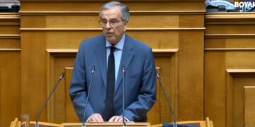 Κόλαφος Σαμαρά κατά Μητσοτάκη για εθνικά θέματα και υποκλοπές: «Δεν είστε Κυβερνήτης ή Ηγεμόνας, είστε πρωθυπουργός» – «Διέγραψε από το συνέδριο κι εμένα και τον Καραμανλή» (video)