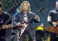 Ο Κερκ Χάμετ των Metallica υποκλίνεται στην Ελλάδα: «Η μουσική που παίζουμε γεννήθηκε στην Αθήνα»