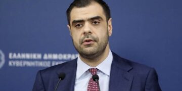 Παύλος Μαρινάκης: «Ο Γιούνκερ πρότεινε στον Τσίπρα τη φορολόγηση των εφοπλιστών κι εκείνος επέλεξε να βάλει φόρους στους συνταξιούχους»
