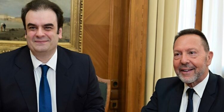 Πιερρακάκης: «Η Ελλάδα χρειάζεται ανθρώπους σαν τον Γιάννη Στουρνάρα»