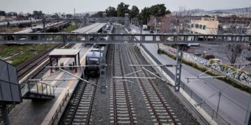 Alldaynews.gr Τραγωδία: Τρένο παρέσυρε και σκότωσε άνδρα – Η ανακοίνωση της Hellenic Train