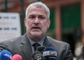 Σπύρος Χαριτάτος: Απαντάει λίγο ειρωνικά στον Μητσοτάκη μέσα από το Open για το ποιος θα σηκώσει το τηλέφωνο