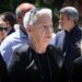 Αρνήθηκε η χήρα του Σουφλιά να δώσει το χέρι στον Μητσοτάκη