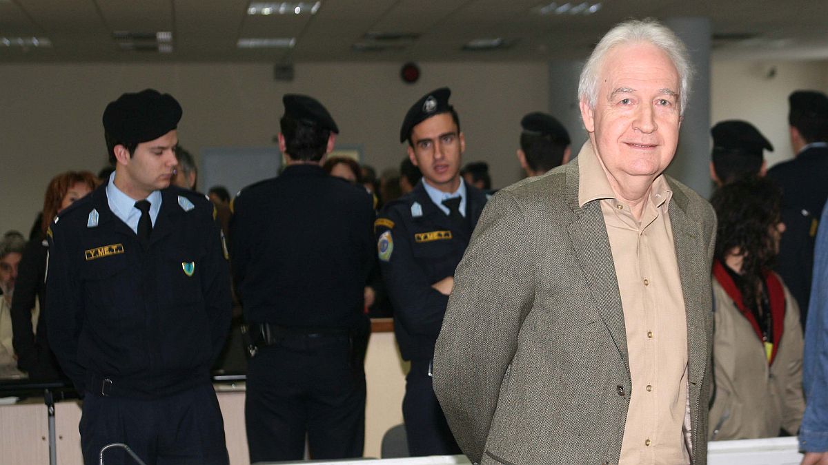 Οι πρώτες εικόνες του Αλέξανδρου Γιωτόπουλου μετά την αποφυλάκισή του