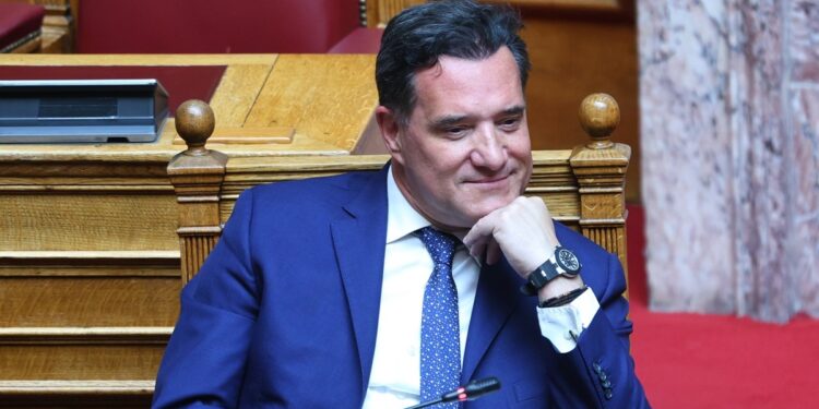 Γεωργιάδης: «Λέω στα παιδιά μου κάθε που μπαίνουν εκκλησία να ανάβουν ένα κερί για τον εθνάρχη»
