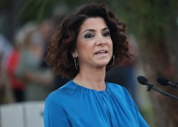 Αλεξία Μπακογιάννη: «Αν δω τον Κουφοντίνα που σκότωσε τον πατέρα μου και τον Γιωτόπουλο που έδωσε την εντολή, τι πρέπει να κάνω;»