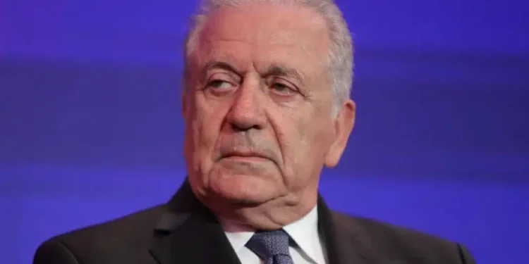 Ευρωπαϊκό ένταλμα σύλληψης για τον Δημήτρη Αβραμόπουλο