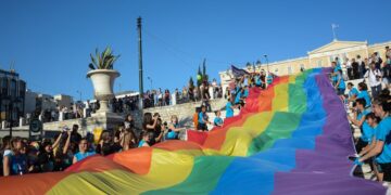 Η ΣΤΑΣΥ αρνήθηκε να βάλει αφίσες του Athens Pride στο Μετρό
