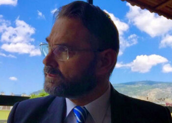 «Έκανε ΛΑΘΟΣ, δεν θα επαναληφθεί»: Η «πρωτοφανής ιστορικά» μήνυση αστυνομικών κατά του Σταύρου Μπαλάσκα και η αντίδραση του δικηγόρου του