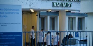 Τραγωδία: Πέθανε 55χρονη νοσηλεύτρια εν ώρα καθήκοντος μετά από άγριο τσακωμό με Ρομά στα επείγοντα (video)