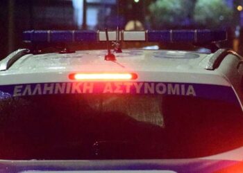 Ένοικος στην Καλλιθέα πήρε τον νόμο στα χέρια του – Έσπασε στο ξύλο δύο διαρρήκτες που μπήκαν στο σπίτι του (video)
