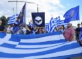Alldaynews.gr Έκανε πορεία με ελληνικές σημαίες και χριστιανικές εικόνες την ίδια ώρα που γινόταν το Pride