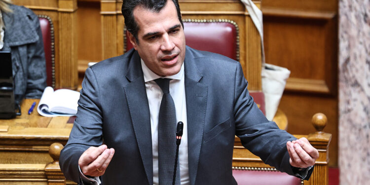 Alldaynews.gr Θάνος Πλεύρης: Απέλαση αλλοδαπού για βίντεο που προέτρεπε σε παράνομη είσοδο μεταναστών στο Ναύπλιο