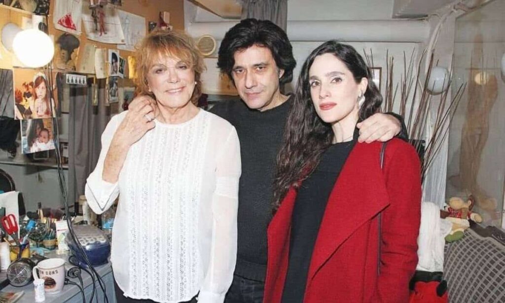 Alldaynews.gr γιος Σταμάτης Αλέξης σύζυγος Εύα