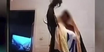 «Άκουγα ‘εγώ θα σε σφάξω’»: Φρίκη με τα βασανιστήρια σε 55χρονη στην Κρήτη- Τι ανέφερε γειτόνισσα – Τι εντόπισαν οι αστυνομικοί στο κινητό της Ρουμάνας