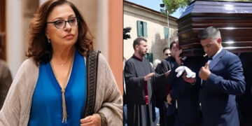 Συγκινεί το αποθεωτικό στεφάνι της Χαρούλας Αλεξίου στην κηδεία της Μαίρης Λίντα