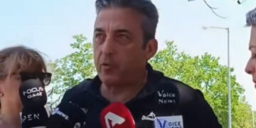 Alldaynews.gr Παύλος Ασλανίδης: «Κοροϊδία, περιμέναμε 2,5 ώρες να έρθει να τοποθετηθεί η Ζωή Κωνσταντοπούλου» (video)