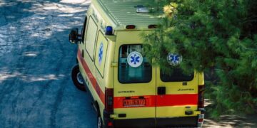 Alldaynews.gr ΤΡΑΓΩΔΙΑ: Νεκρός 19χρονος ποδοσφαιριστής στη Ρόδο – Τον παρέσυρε φορτηγάκι, ενώ έκανε τζόκινγκ