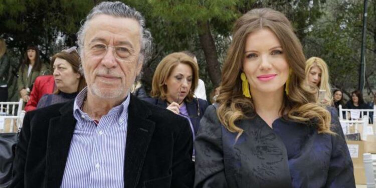 Μάκης Τριανταφυλλόπουλος – Κιμ Κίλιαν: Η 18χρονη κόρη τους Σάντυ μοιάζει με μοντέλο της Victoria’s Secret! Δείτε φωτογραφίες