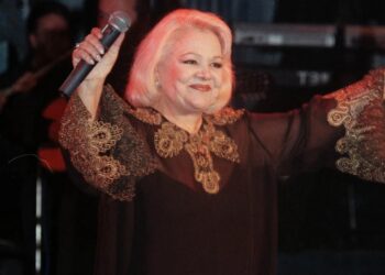 ΕΚΤΑΚΤΟ: Πέθανε η σπουδαία Μαίρη Λίντα