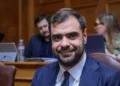 Παύλος Μαρινάκης: «Είμαστε η πρώτη κυβέρνηση που πήρε από υπερκέρδη διυλιστηρίων και εταιρειών ενέργειας και τα έδωσε πίσω στην κοινωνία»
