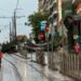 Πειραιάς: Έπεσε σκαλωσιά στη Λαμπράκη λόγω της κακοκαιρίας – Διακόπηκε η κυκλοφορία (αποκλειστικό βίντεο -σοκ)