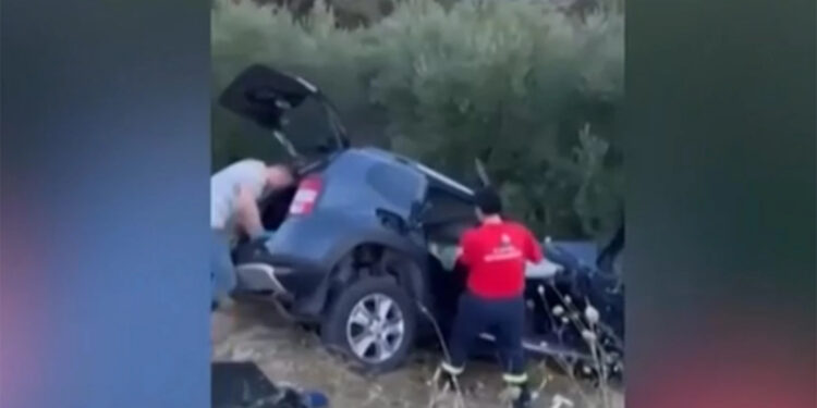 Θρήνος μετά την τραγωδία στη Χαλκιδική: Πώς σκοτώθηκε το ζευγάρι με το έξι μηνών βρέφος του – Με κρανιοεγκεφαλικές κακώσεις η 7χρονη κόρη