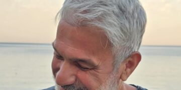 «Νιώθω περήφανη που η χώρα μας έχει έναν τόσο αυθεντικό δημοσιογράφο» – Τα σχόλια κάτω από τη νέα ανάρτηση του Σπύρου Χαριτάτου