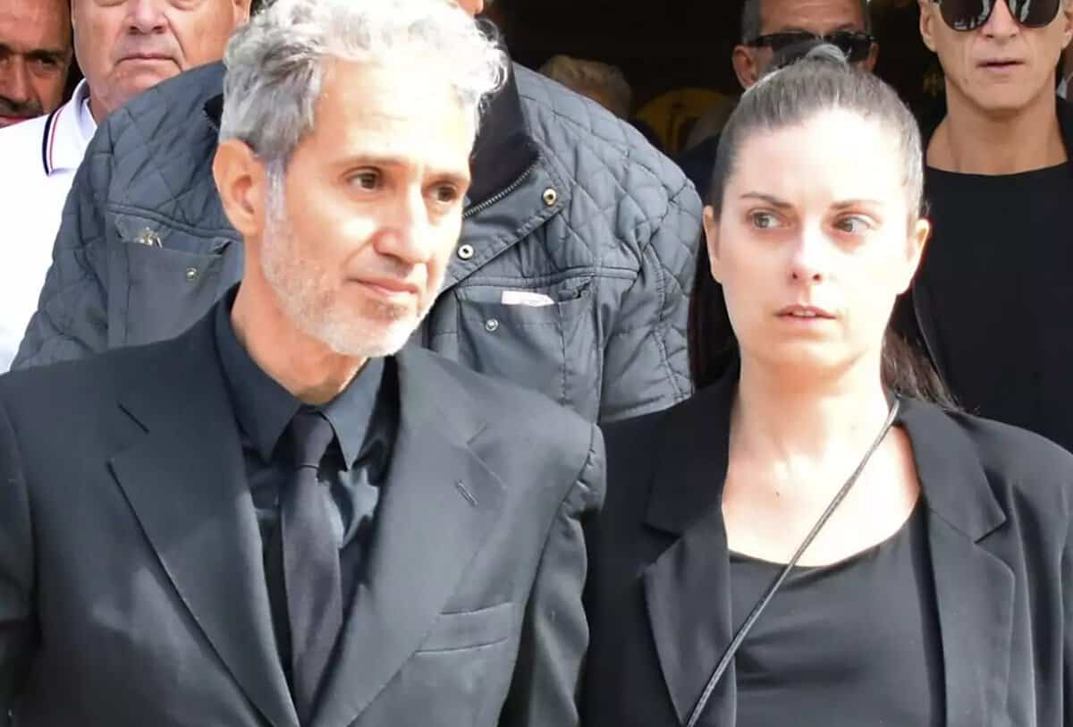 Δημήτρης Κόκοτας: Ράκος η σύζυγός του! Πως τον αποχαιρέτησε - Ποια ήταν τα τελευταία λόγια της που σπαράζουν καρδιές 2 2 120